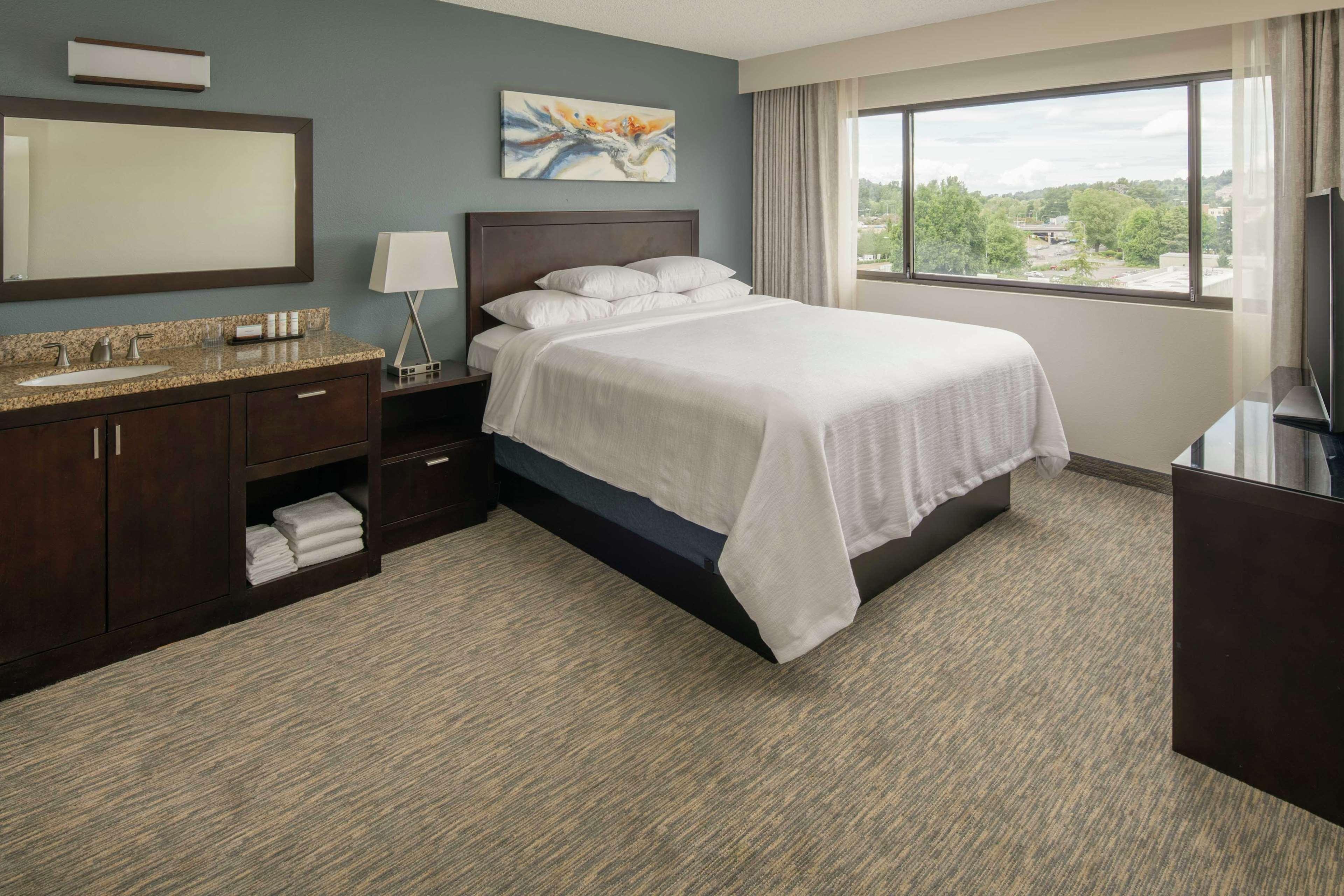 Embassy Suites By Hilton Seattle - Tacoma International Airport Tukwila Dış mekan fotoğraf