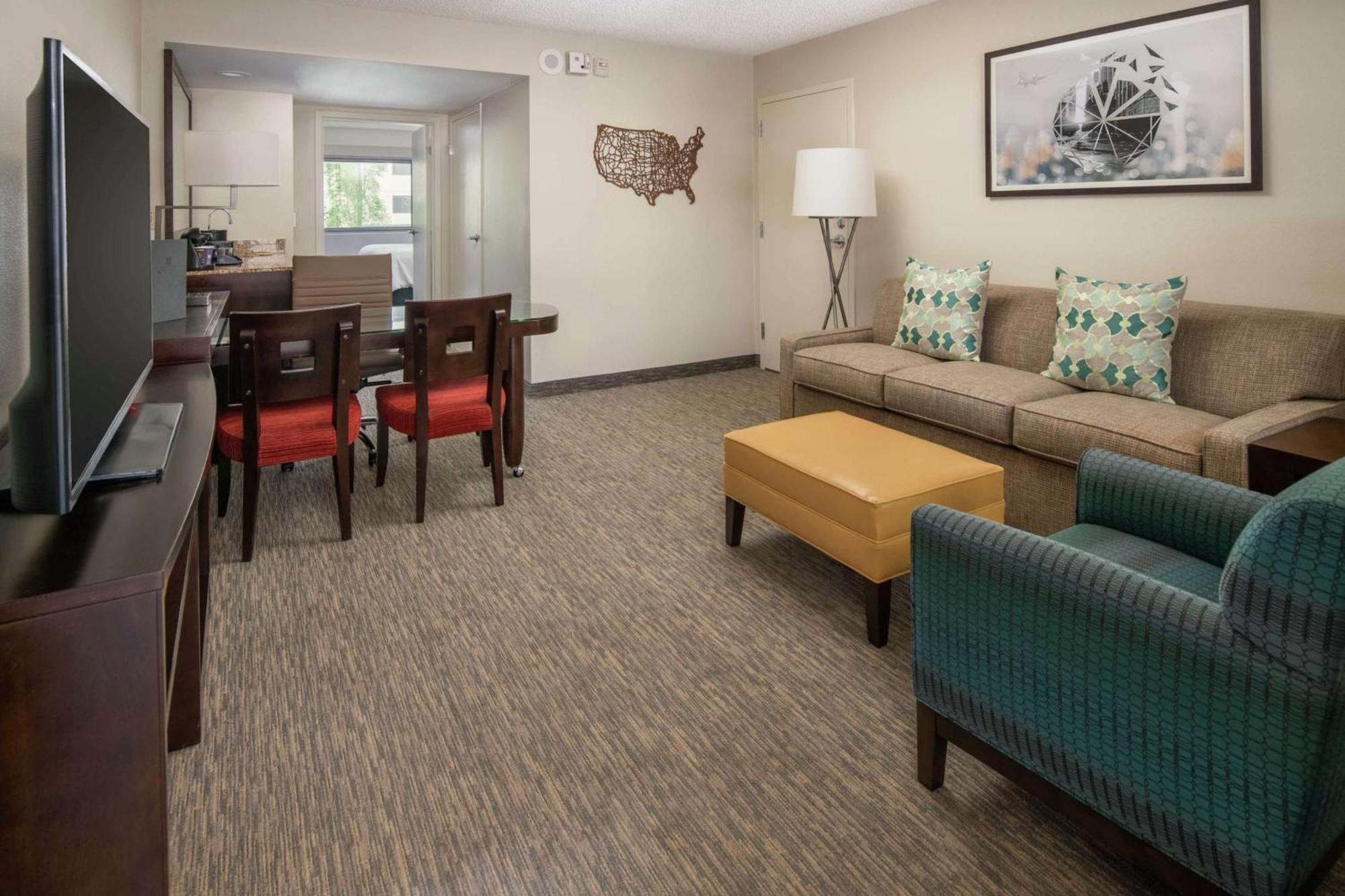 Embassy Suites By Hilton Seattle - Tacoma International Airport Tukwila Dış mekan fotoğraf
