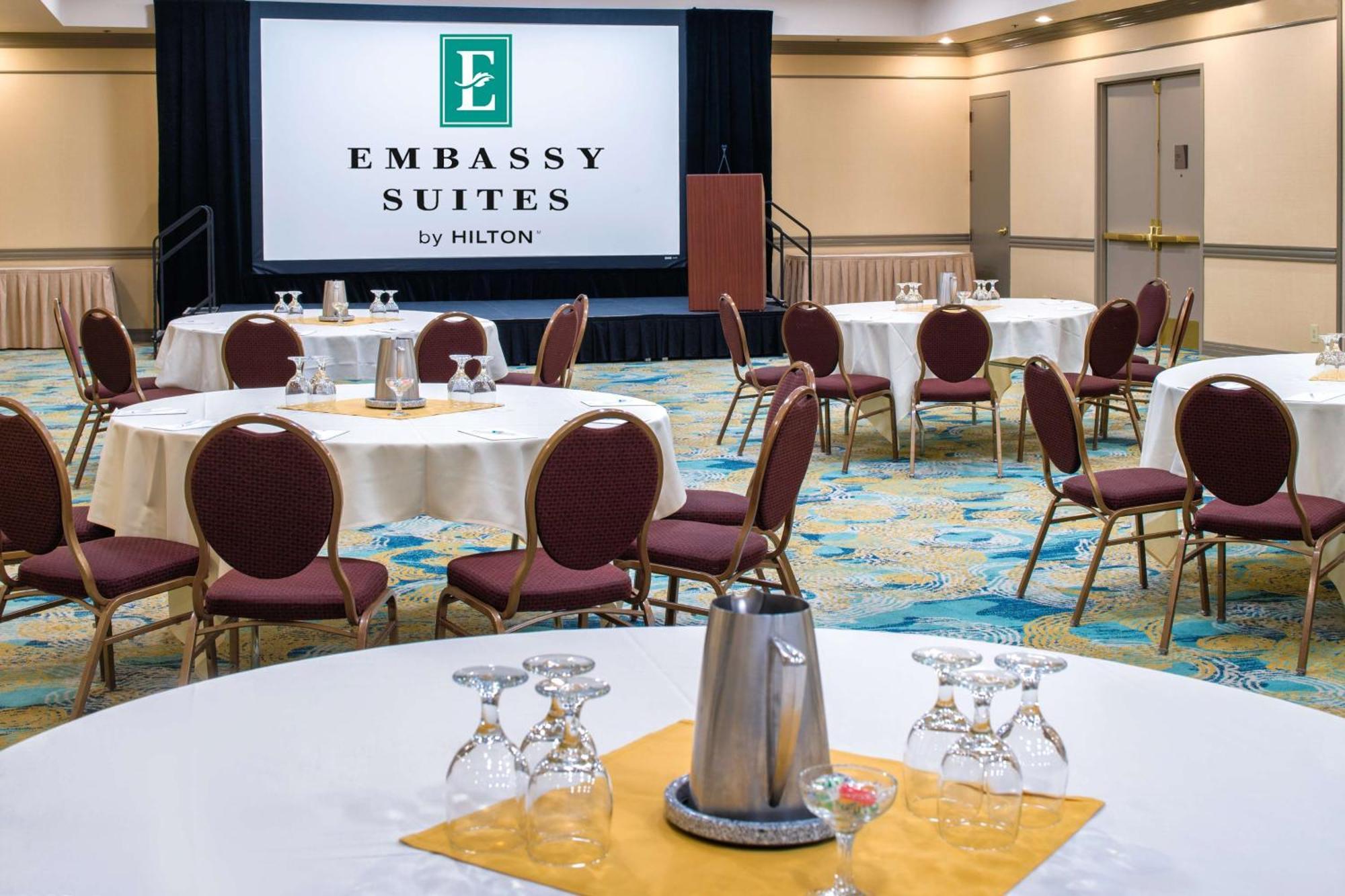 Embassy Suites By Hilton Seattle - Tacoma International Airport Tukwila Dış mekan fotoğraf
