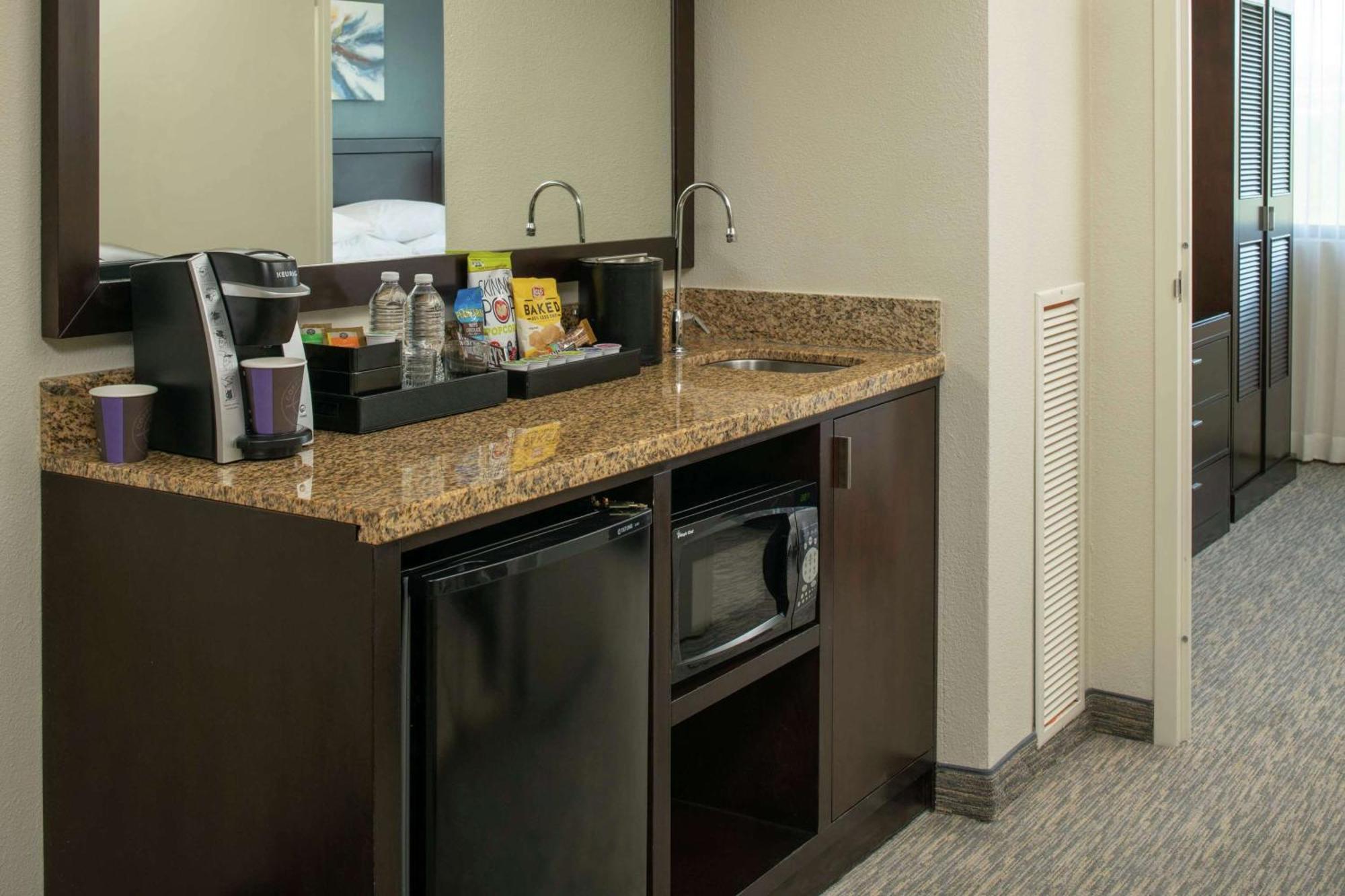 Embassy Suites By Hilton Seattle - Tacoma International Airport Tukwila Dış mekan fotoğraf