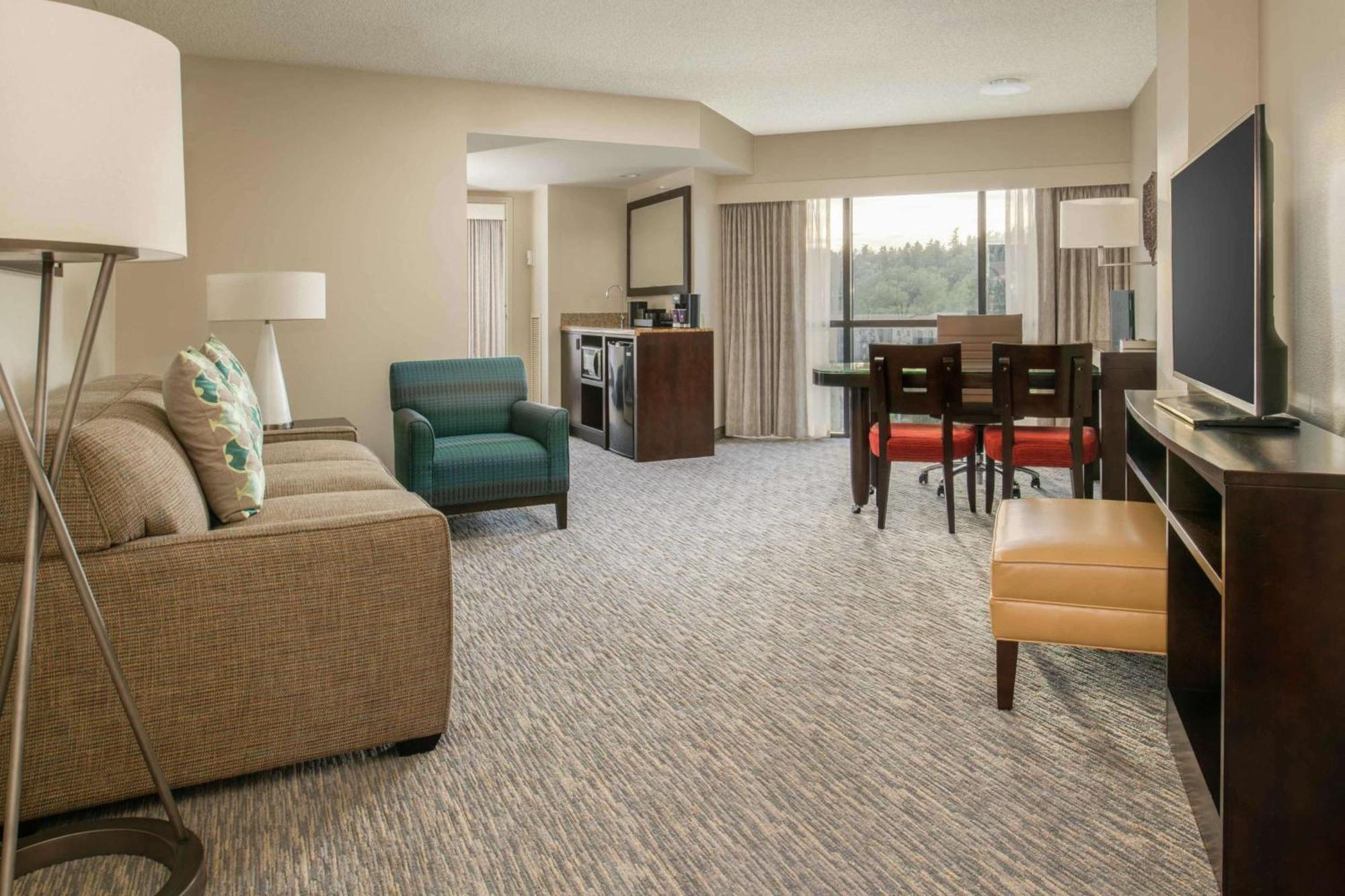 Embassy Suites By Hilton Seattle - Tacoma International Airport Tukwila Dış mekan fotoğraf