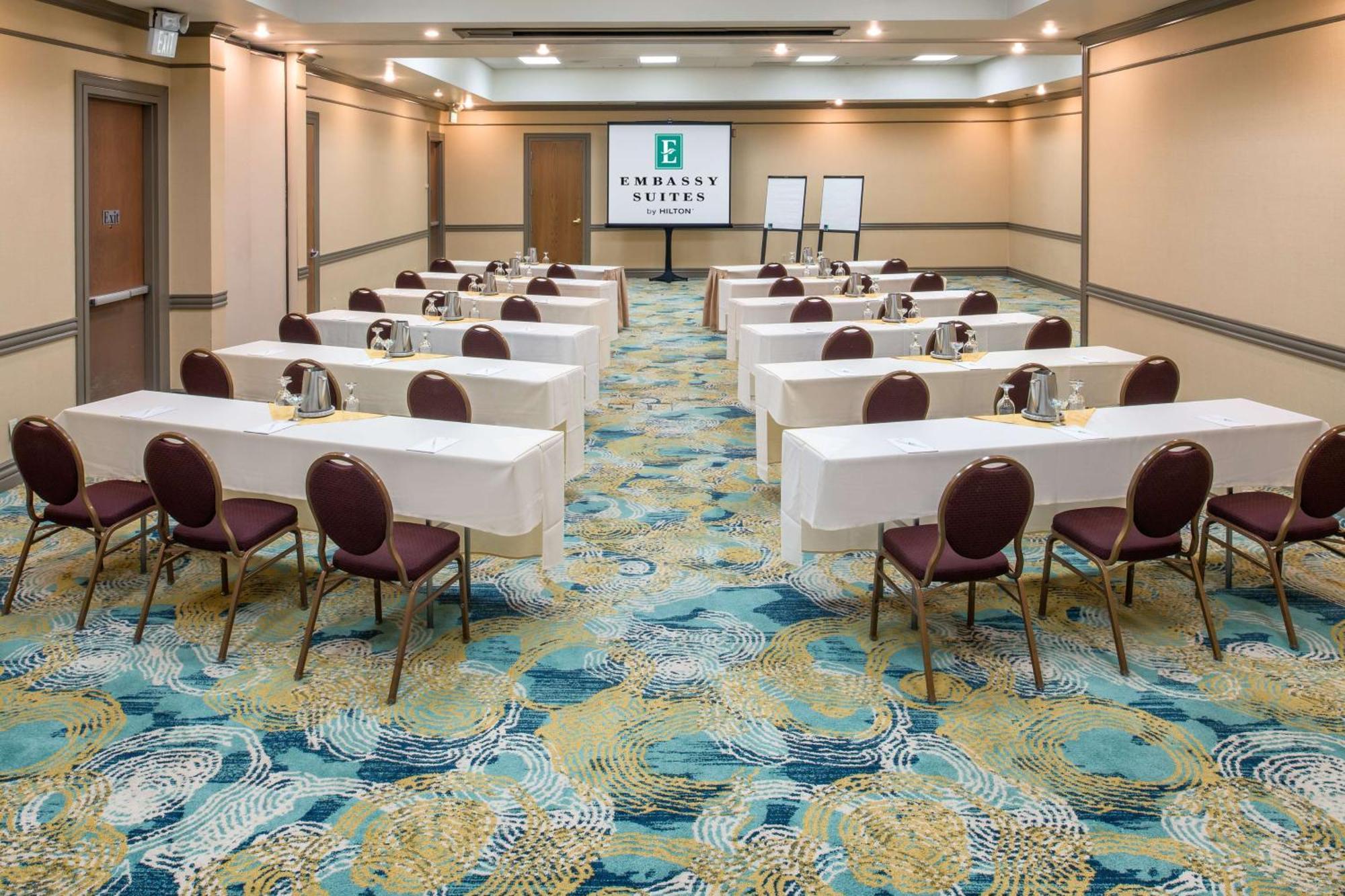 Embassy Suites By Hilton Seattle - Tacoma International Airport Tukwila Dış mekan fotoğraf